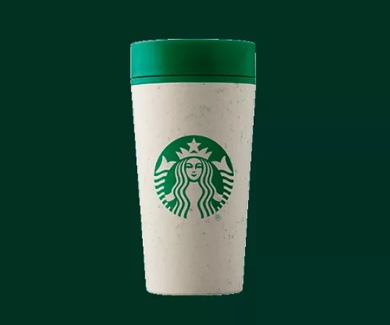 Ahora podrás llevar tu propio vaso a Starbucks y recibir puntos y  descuentos por ello